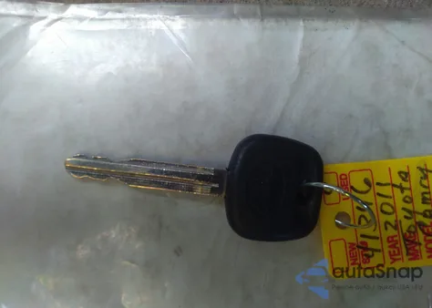 2011 Toyota Camry Le from USA, damaged, VIN 4T1BF3EKXBU173003